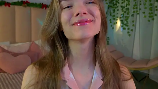 Eva Natsumi online show from December 14, 2024, 8:34 am