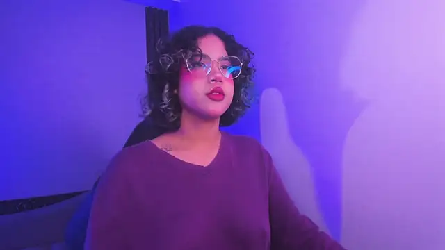 blue koi online show from December 5, 2024, 9:06 am