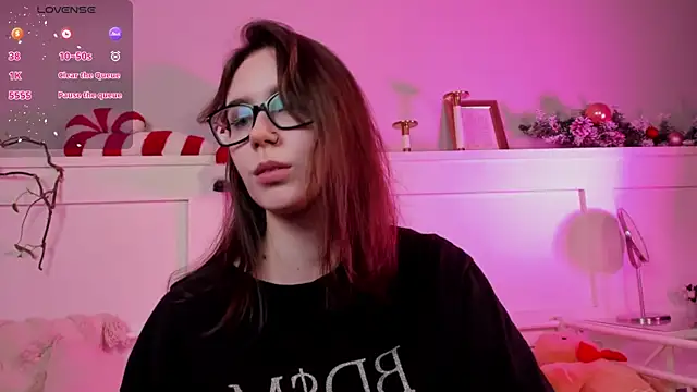 UnaMedison online show from December 24, 2024, 1:17 pm