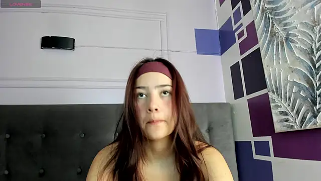 Alejita699 online show from November 22, 2025, 12:15 pm