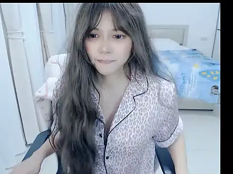 miyababytw online show from March 8, 2026, 12:20 pm