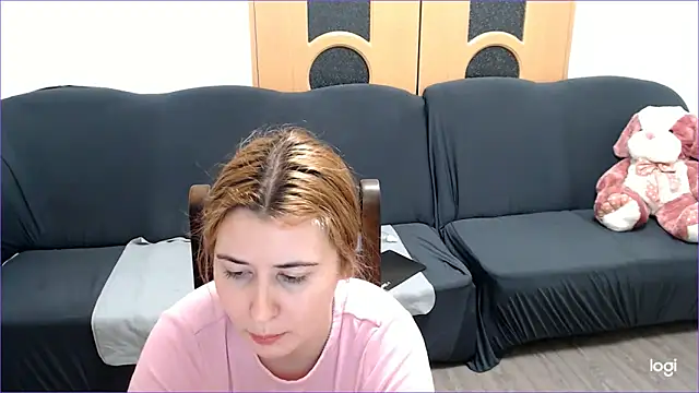 Snapshot of VioletaFlower7 chatting on January 26, 2025, 9:51 pm VioletaFlower7 online show from January 26, 2025, 9:51 pm