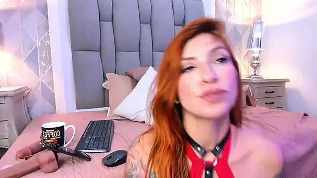 Snapshot of Ginger_Violetta_ chatting on December 28, 2024, 10:34 pm Ginger Violetta online show from December 28, 2024, 10:34 pm