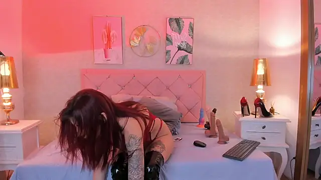 Snapshot of Ginger_Violetta_ chatting on March 2, 2025, 7:34 pm Ginger Violetta online show from March 2, 2025, 7:34 pm