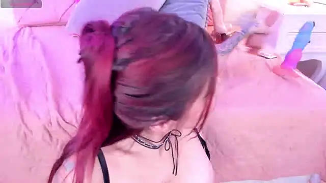 Snapshot of Ginger_Violetta_ chatting on March 18, 2025, 10:37 pm Ginger Violetta online show from March 18, 2025, 10:37 pm