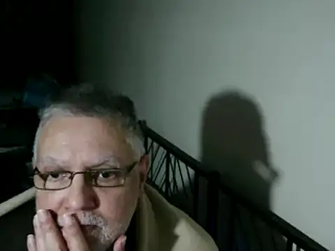 100Tauros online show from November 26, 2025, 10:33 pm