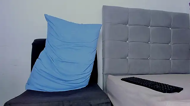 Snapshot of Ladysexy_hot19 chatting on January 10, 2025, 6:09 am Ladysexy hot19 online show from January 10, 2025, 6:09 am