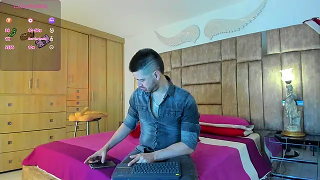 Snapshot of petterwilly1 chatting on December 17, 2024, 1:16 pm petterwilly1 online show from December 17, 2024, 1:16 pm