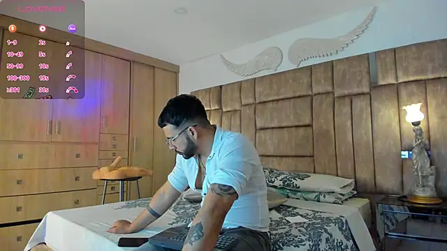 Snapshot of petterwilly1 chatting on March 2, 2025, 2:21 pm petterwilly1 online show from March 2, 2025, 2:21 pm