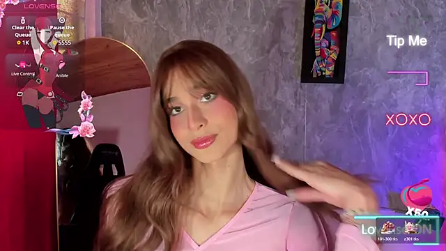 Mara friendboy699 online show from December 18, 2025, 8:04 pm