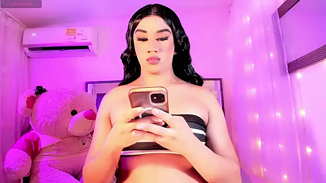 Snapshot of ShantalGirs chatting on October 10, 2025, 4:44 am ShantalGirs online show from October 10, 2025, 4:44 am