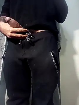 Snapshot of Syco_amanyg chatting on January 16, 2025, 6:16 pm Syco amanyg online show from January 16, 2025, 6:16 pm