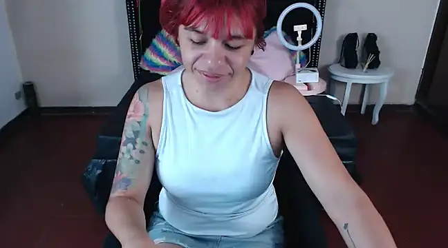 Snapshot of VioletaaaSlave chatting on February 6, 2025, 11:43 am VioletaaaSlave online show from February 6, 2025, 11:43 am