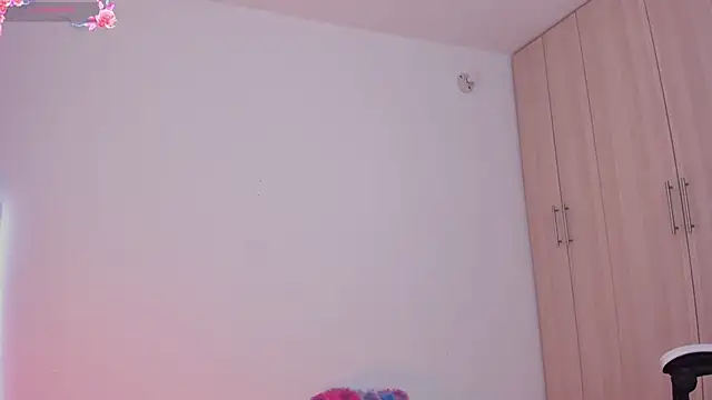 liaqueen610 online show from February 7, 2025, 11:55 pm