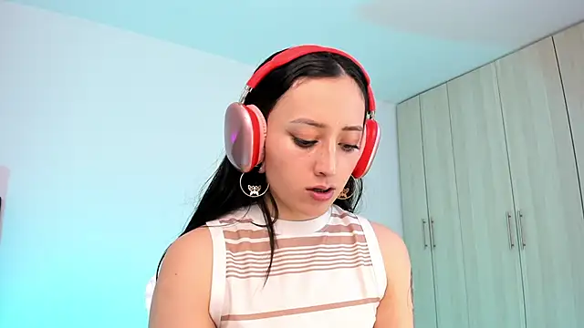 liaqueen610 online show from February 16, 2025, 7:38 pm