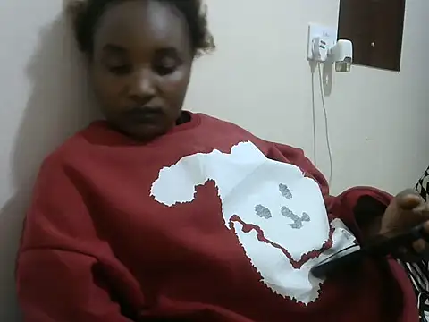 Snapshot of StacyGee24 chatting on February 18, 2026, 11:22 pm StacyGee24 online show from February 18, 2026, 11:22 pm