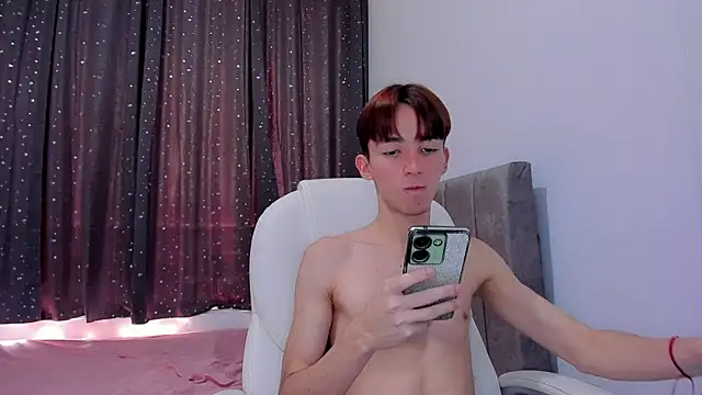 Snapshot of Jake_evans chatting on December 3, 2024, 3:44 pm Jake evans online show from December 3, 2024, 3:44 pm