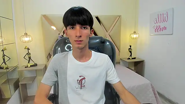 Snapshot of Jake_evans chatting on September 29, 2025, 3:22 am Jake evans online show from September 29, 2025, 3:22 am