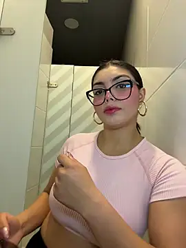 zui lu online show from December 22, 2025, 3:47 am