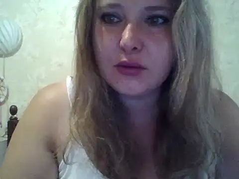 ParisMimi online show from September 13, 2025, 5:29 am