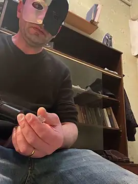 Ariel Ari online show from January 9, 2025, 1:18 am