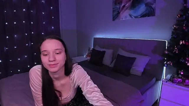 Snapshot of StaceySunny chatting on December 7, 2024, 10:23 am StaceySunny online show from December 7, 2024, 10:23 am