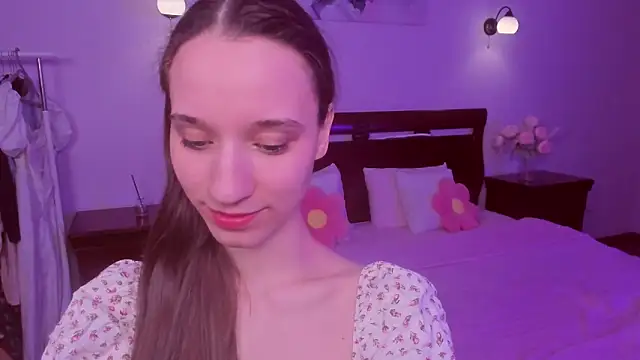 Snapshot of StaceySunny chatting on February 20, 2026, 5:35 pm StaceySunny online show from February 20, 2026, 5:35 pm