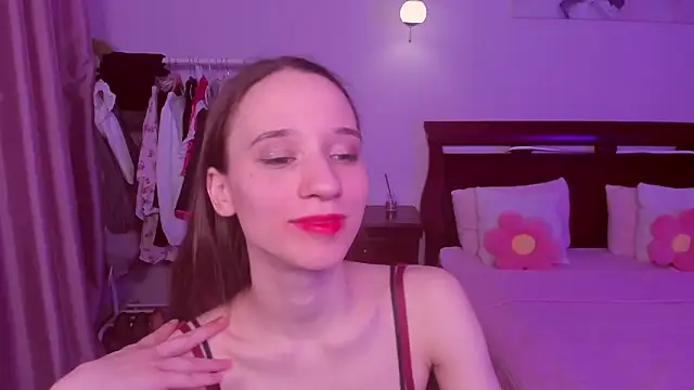 Snapshot of StaceySunny chatting on February 25, 2026, 5:22 pm StaceySunny online show from February 25, 2026, 5:22 pm