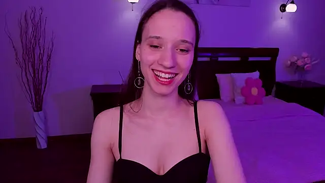 Snapshot of StaceySunny chatting on April 18, 2026, 7:07 pm StaceySunny online show from April 18, 2026, 7:07 pm