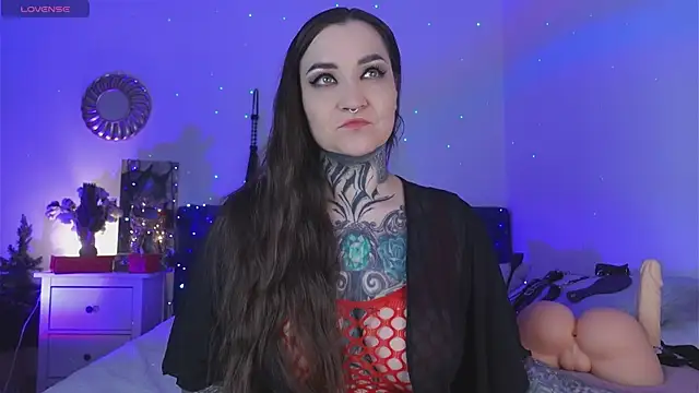 Snapshot of SindelDark chatting on December 9, 2024, 1:45 pm SindelDark online show from December 9, 2024, 1:45 pm