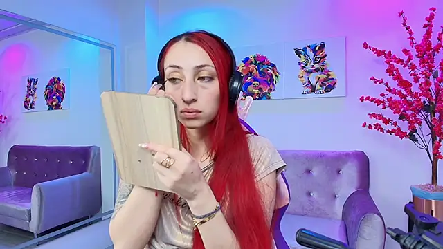 Vermelha Gremory  online show from February 13, 2025, 11:50 am