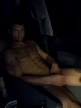 Snapshot of klownman1 chatting on December 12, 2024, 3:43 am klownman1 online show from December 12, 2024, 3:43 am