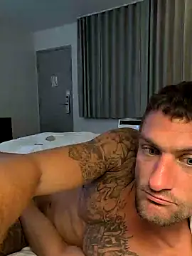 Snapshot of klownman1 chatting on January 13, 2025, 5:23 am klownman1 online show from January 13, 2025, 5:23 am