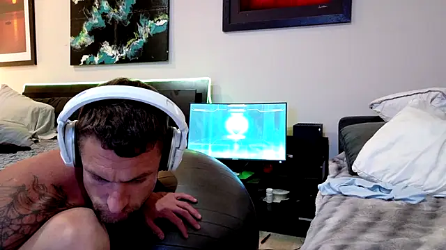 klownman1 online show from January 19, 2026, 5:11 am