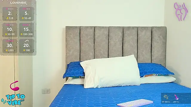 Snapshot of karina_lewis_ chatting on March 21, 2025, 4:06 am karina lewis online show from March 21, 2025, 4:06 am