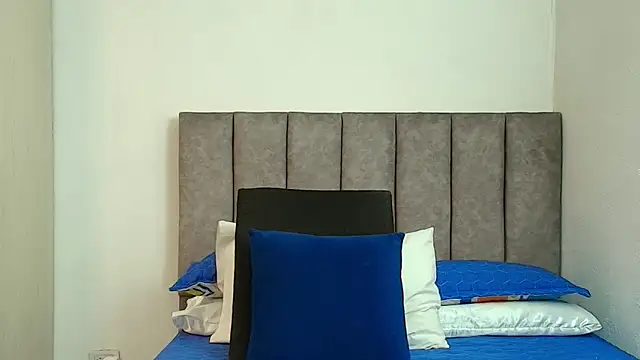 Snapshot of karina_lewis_ chatting on November 17, 2025, 3:56 am karina lewis online show from November 17, 2025, 3:56 am