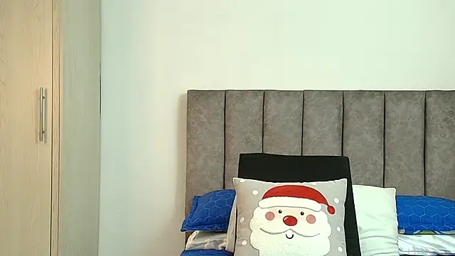 Snapshot of karina_lewis_ chatting on December 20, 2025, 4:41 am karina lewis online show from December 20, 2025, 4:41 am