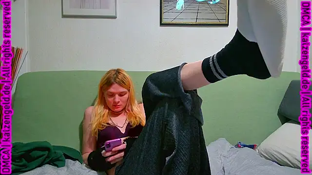 emma neko online show from February 27, 2025, 12:43 am