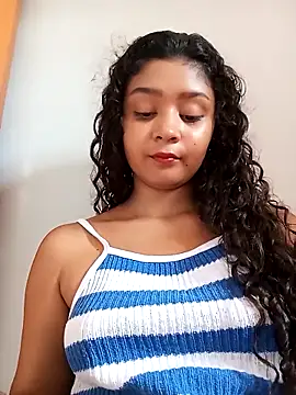 Snapshot of heleny901 chatting on February 22, 2026, 4:49 pm heleny901 online show from February 22, 2026, 4:49 pm