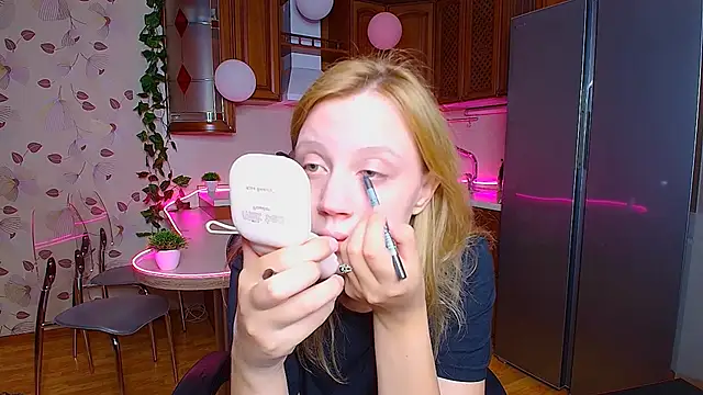 Snapshot of SexyNadi chatting on September 18, 2025, 1:18 am SexyNadi online show from September 18, 2025, 1:18 am