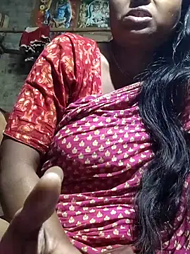 Snapshot of DARK_WINE_ chatting on March 4, 2025, 10:35 am DARK WINE online show from March 4, 2025, 10:35 am