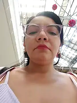 room 24funn online show from January 17, 2025, 8:00 pm