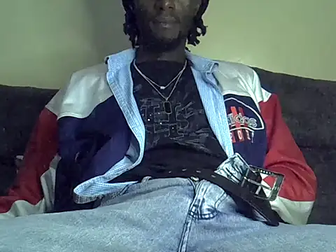 Snapshot of Delicious-D chatting on April 11, 2026, 7:18 pm Delicious-D online show from April 11, 2026, 7:18 pm
