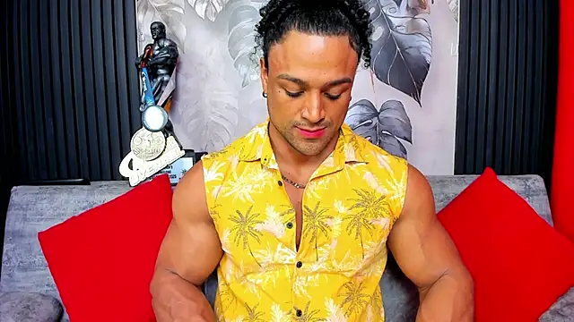 Snapshot of MikeEstevess chatting on September 27, 2025, 5:56 am MikeEstevess online show from September 27, 2025, 5:56 am