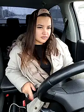 stacy stoone online show from February 3, 2025, 8:46 am