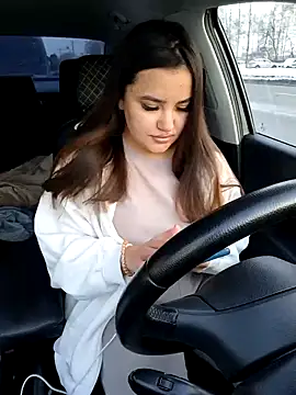 stacy stoone online show from February 5, 2025, 12:38 pm