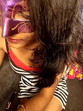 REVA DARLING online show from January 28, 2025, 3:25 pm