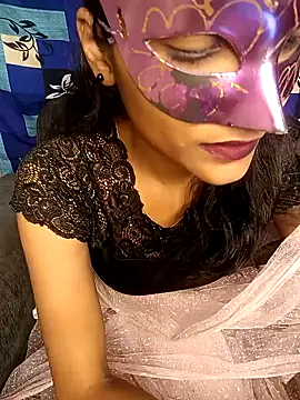 REVA DARLING online show from February 3, 2025, 3:17 pm