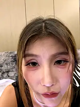 Momoever123456 online show from September 24, 2025, 2:20 pm