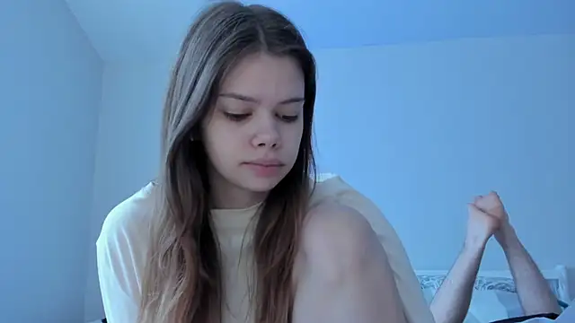 chansetolove online show from April 26, 2026, 8:01 am